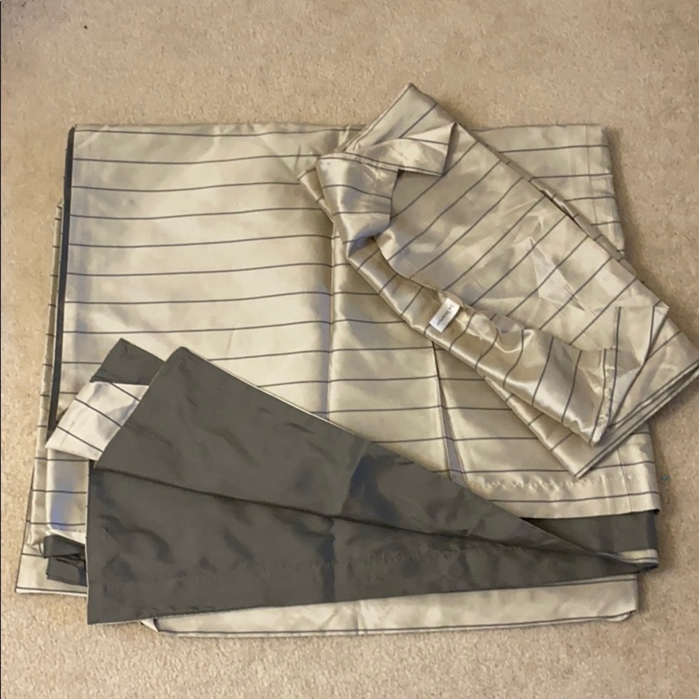 Jim Thompson silk King duvet and pillow shams